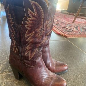 Sonora brown leather western boots size 6